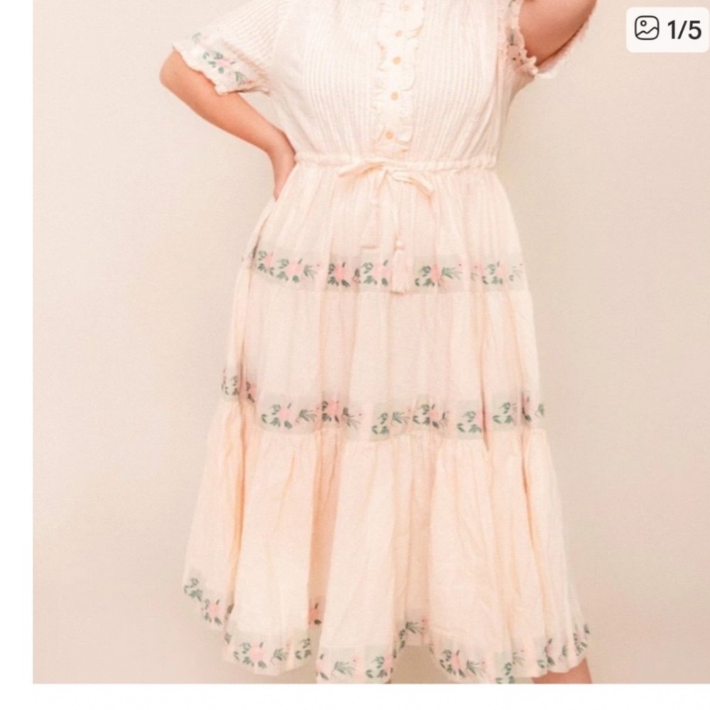 Ivy City Co Holland Midi Dress Cream Floral Embroidered Tiered Cotton 2X